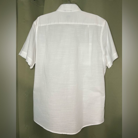 NWOT Izod Saltwater 100% Cotton Button Down Shirt Size Large - Picture 4 of 6